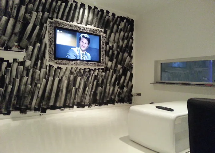 Отель Designhotel Youngstar 3*