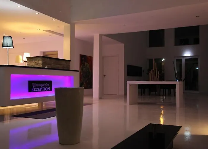 Отель Designhotel Youngstar 3*