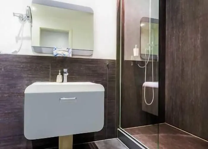 Отель Designhotel Youngstar